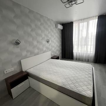 Каховська вул., 58