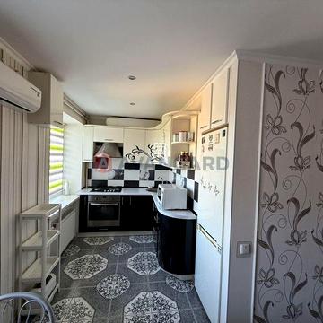 Продаж комфортної 3-кімнатної квартири