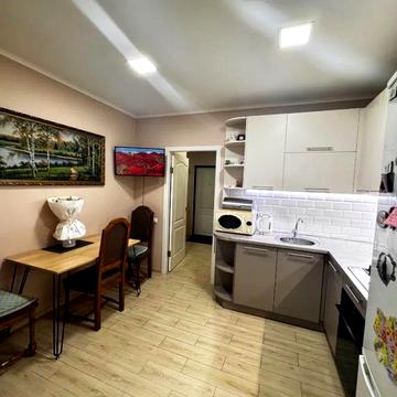 Продам 2 ком квартирув Брама-1! Проспект Слобажанский! ЖК Днепровская Брама