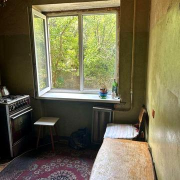 Вітряні гори 3 , трікімнатна квартира в цегляному будинку