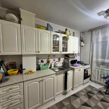 Продаж 3 к кв. на Харківській 1 поверх