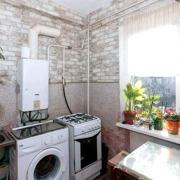 Продаж двокімнатної квартири на Космосі