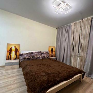 Однокомнтная квартира с ремонтом ЖК Розенталь-Радужный