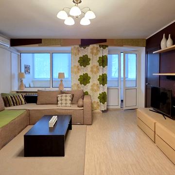 Олександра Кониського вул., 67