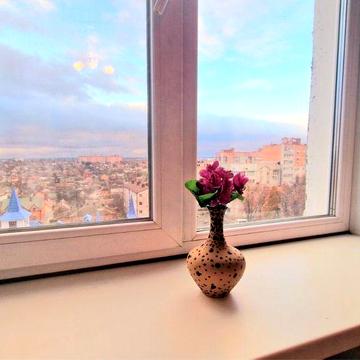 Продаж 2кмн квартири Петропавлівська Є-відновлення