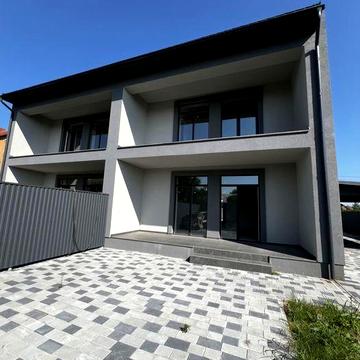 Продаю котедж в мукачево ( павшино)