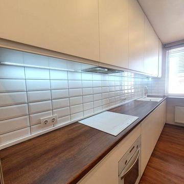 Продам 2х к.кв ЖК Салтовский, р-н Медкомплекса,  новострой  с ремонтом ЖК Салтовский