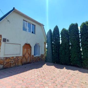 Оренда частини будинку. Вул.Покровська.