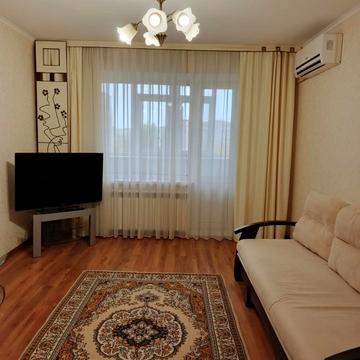 Героїв просп., 4