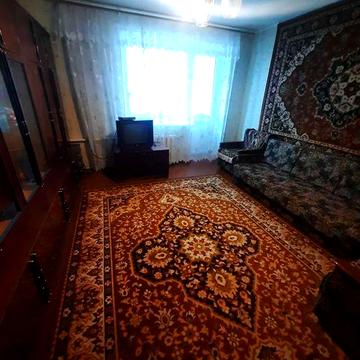 Сдам 2 ком. кв. на Подоле, ул Панянка д.36 свет не отключают.