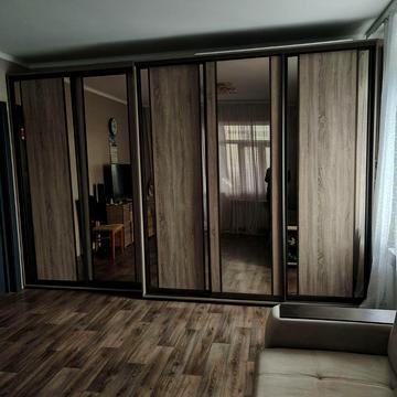 Кримська вул., 82