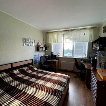 Від власника простора двокімнатна квартира