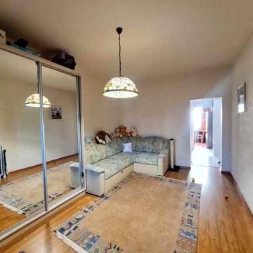 Квартира   на 6 станции  Б Фонтана   Петрашевского