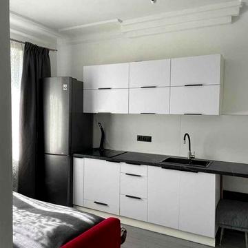 Квартира,  кухня- студія  + 1 кімната