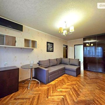 Продаж 2к Квартира Світла вулиця