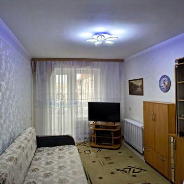 Продається 2-х кімнатна квартира