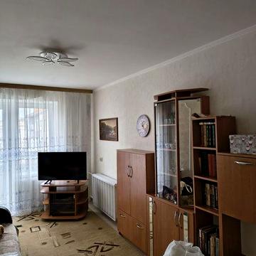 Продається 2-х кімнатна квартира