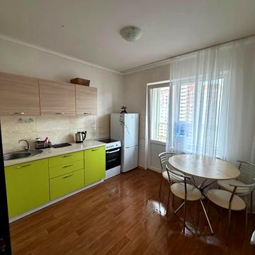 Бориса Гмирі вул., 16