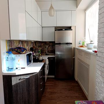 Миру вул., 18