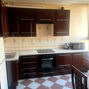 Святошинська вул., 27б/70