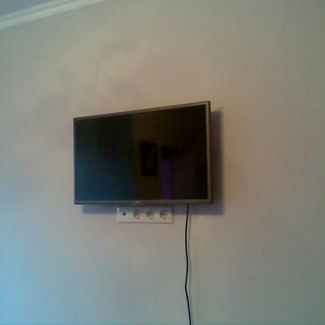 Дубенська вул., 7