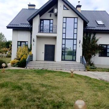 Продам будинок в селі Требухів по вул. Березова.