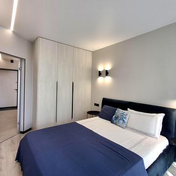 Зарічна вул., 2