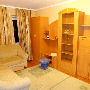 Ризька вул., 6/1