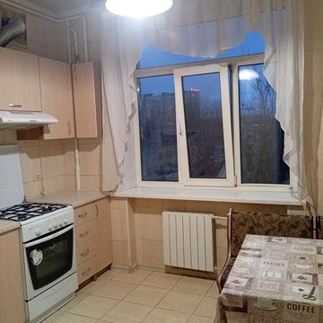 Продаж квартири м. Печерська .Джона  Маккейна 37