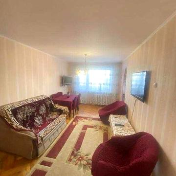 Продам 2 комн. квартиру район ТРК Украина