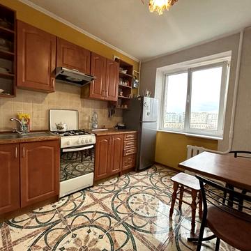 Кільцева вул., 5