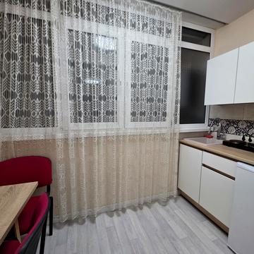 Заливна вул., 2