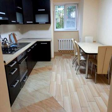 Продається 2-кімната квартира по вулиці Енергетична