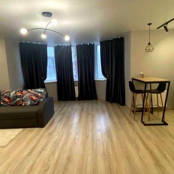 Однокімнатна квартира в центрі від власника