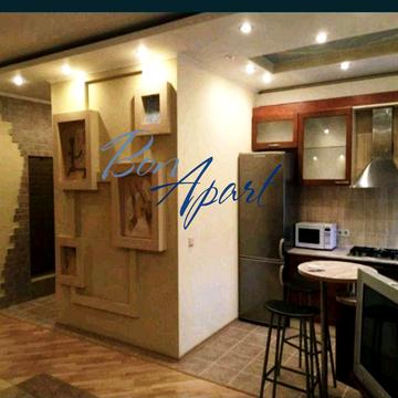 Миколи Міхновського бульв. (Дружби Народів), 8