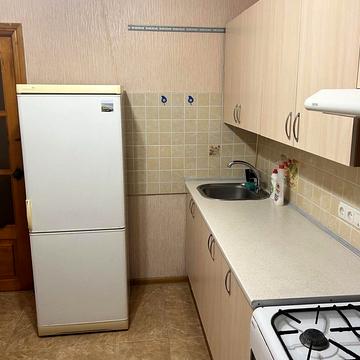 Камянецька вул., 52/2