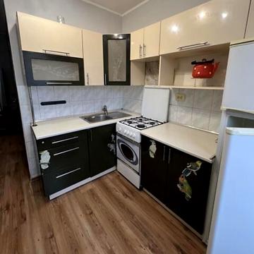 Гната Хоткевича вул., 83