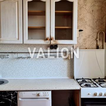 Романа Шухевича просп. (Генерала Ватутіна), 4