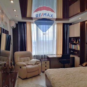 Вишукана 3к. квартира. Ідеальний стан, 110м2, вул. Амосова 4. 5 поверх