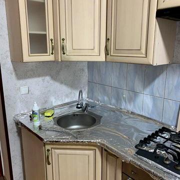 Здам частину будинку !