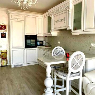 Золотоустівська вул., 34