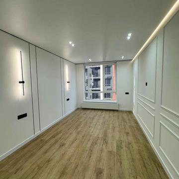 Героїв Миколаєва вул., 8