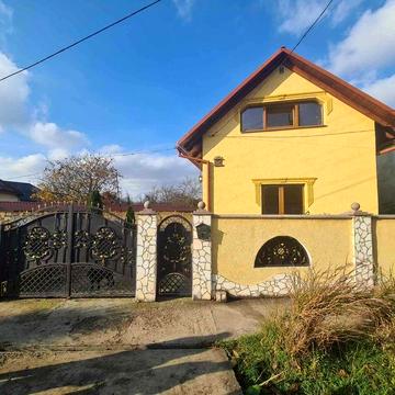 Продається чудовий сімейний будинок в м.Берегово