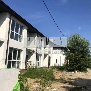 Дніпровська вул.