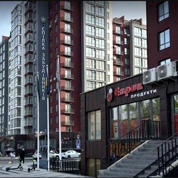 Продається простора 2-кімнатна квартира в центрі Івано-Франківська