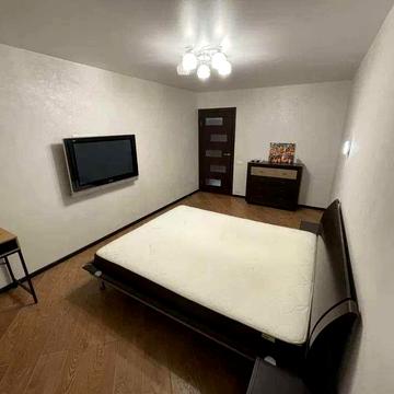 Оренда 1-к квартири на просп. Володимира Івасюка