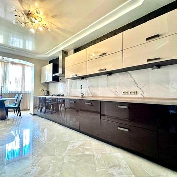 Продаж 3-кімнатної квартири в центрі Трускавця!