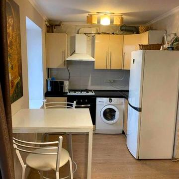 Продам 1 км на Проспекте Науки 55