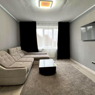 Вольського, 8