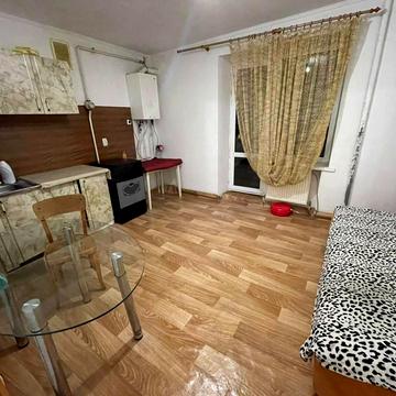 Перемоги вул., 8/2